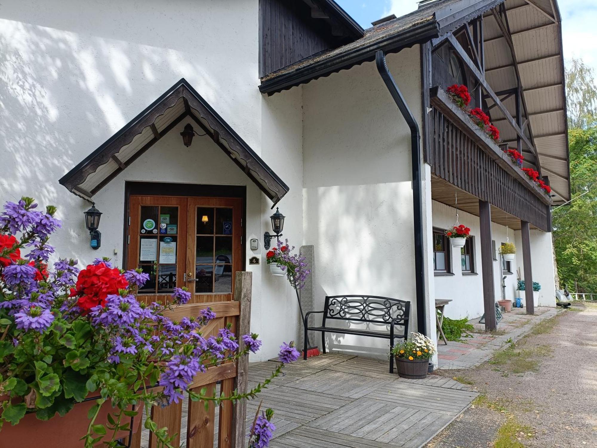 Cronin'S Guesthouse Bed & Breakfast Heinola Exterior photo
